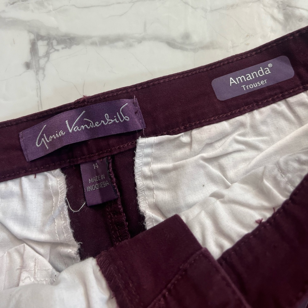 Gloria Vanderbilt Women's Burgundy Chinos - Picture 3 of 4